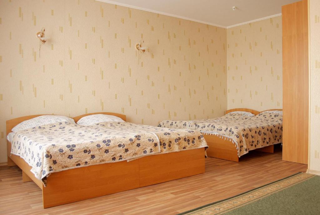 Admiral Nelson Hotell Skadovsʼk Exteriör bild