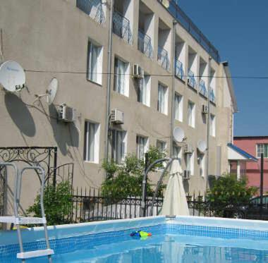 Admiral Nelson Hotell Skadovsʼk Exteriör bild